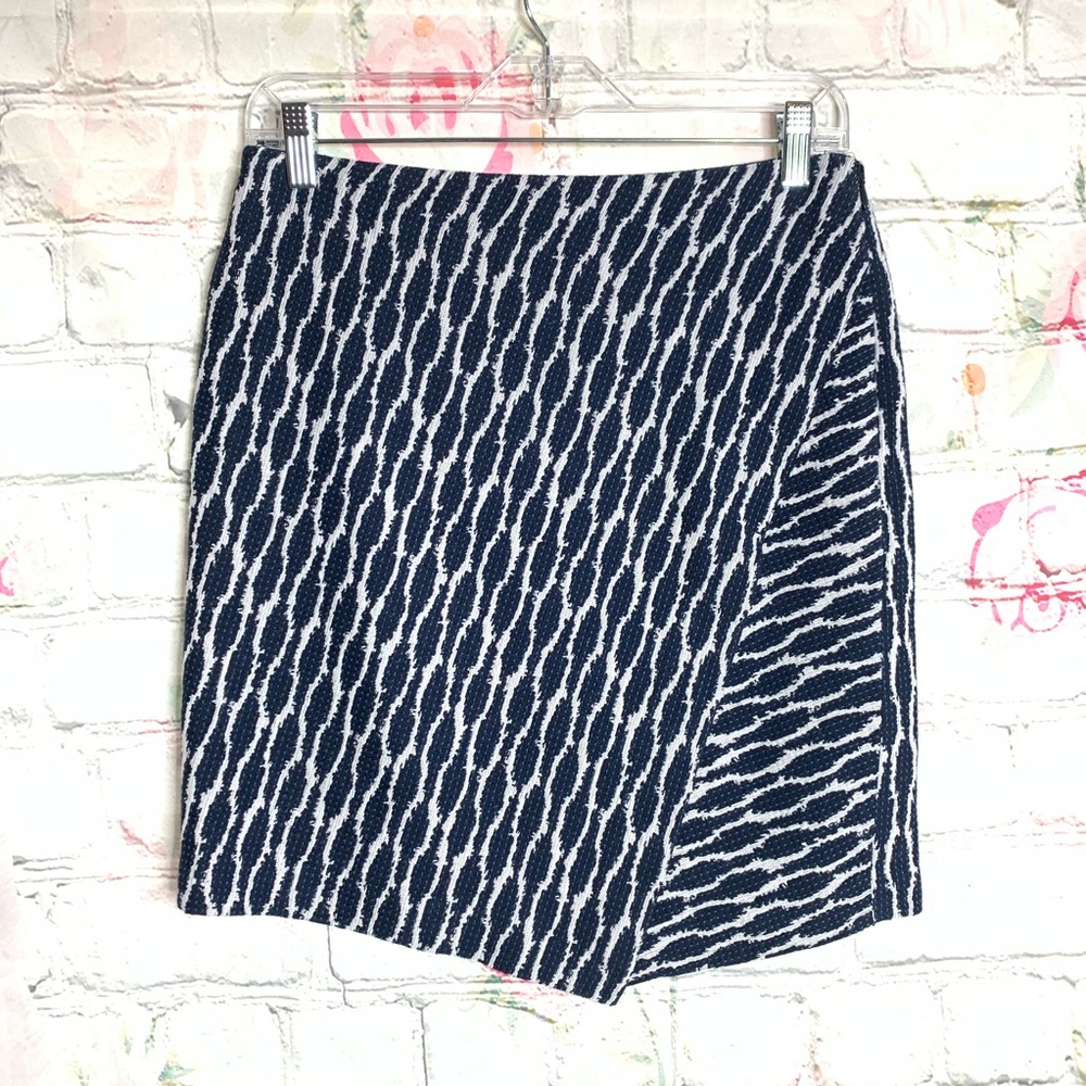 LOFT Ikat Print Faux Wrap Navy Blue Skirt | Sz 4 (2-17)